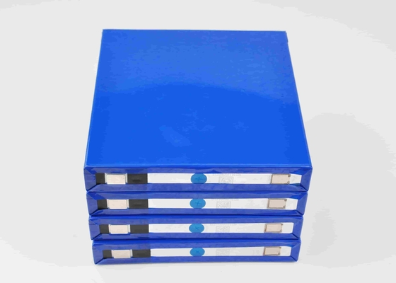 Fosfato del hierro del litio de la célula de batería de litio 3.2V28AH EIKTO 19mmx124mmx133m m