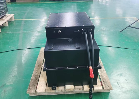 batería de litio de la batería 26.88KWh IP67 del tractor del litio 76.8V350Ah